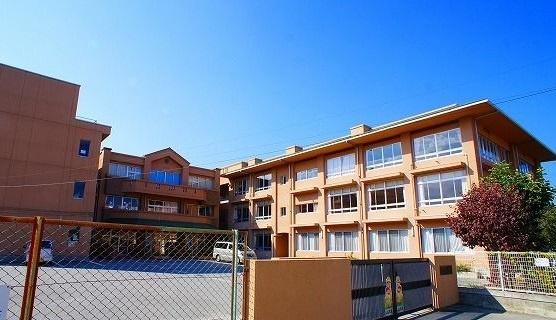 甲府市大津町のアパート