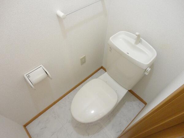 甲府市大津町のアパート