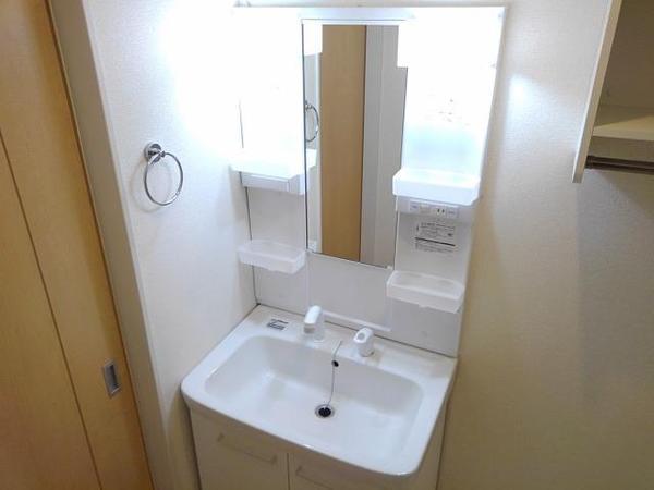 甲府市下石田２丁目のアパート