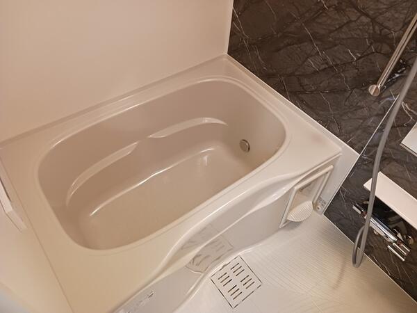 甲府市青葉町のアパート
