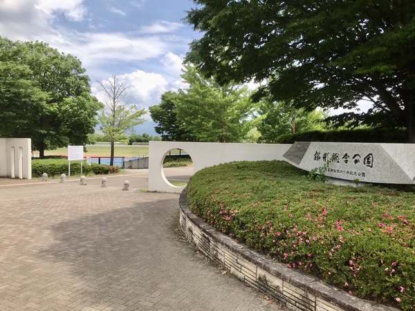 南アルプス市小笠原のアパート(南アルプス市櫛形総合公園)