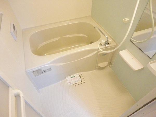 南アルプス市寺部のアパート