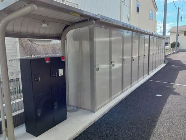 甲府市貢川２丁目のアパート