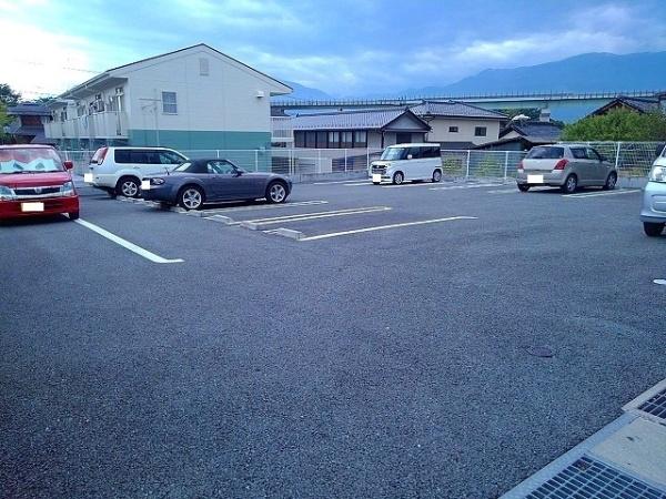 甲斐市下今井のアパート