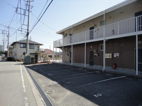 甲府市金竹町のアパート