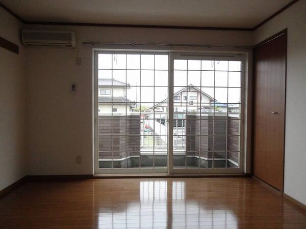 南アルプス市加賀美のアパート