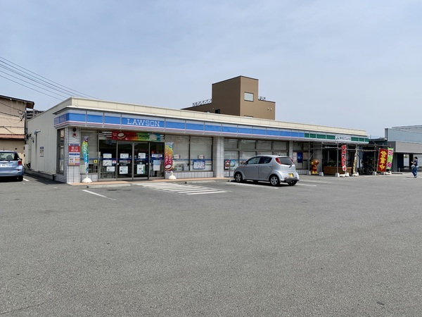 甲府市下飯田２丁目のアパート(ローソン甲府池田通り店)