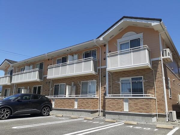 南アルプス市浅原のアパート