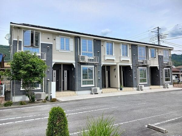 甲府市山宮町のアパート