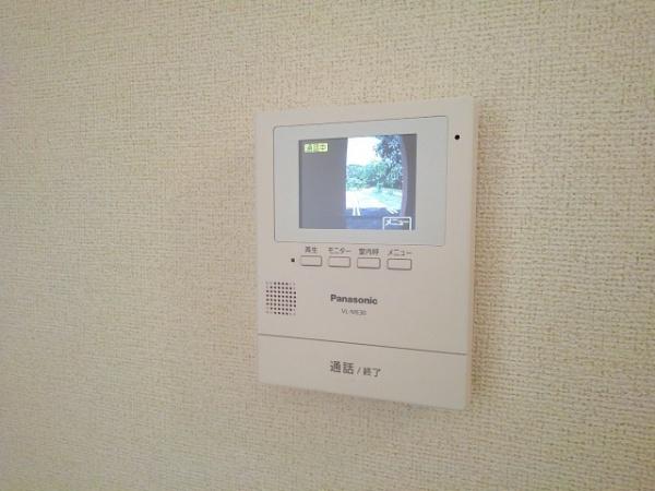 笛吹市御坂町成田のアパート