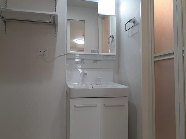 甲府市荒川１丁目のアパート
