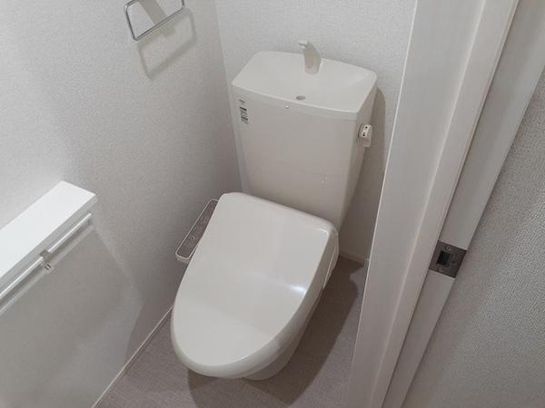 甲府市荒川１丁目のアパート
