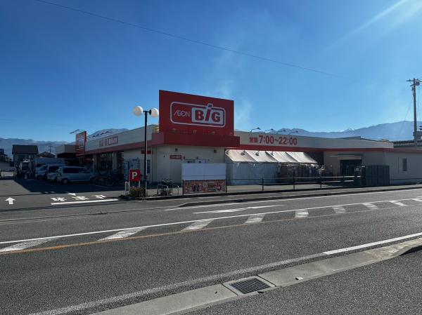 笛吹市石和町東油川のアパート(ザ・ビッグ笛吹井戸店)