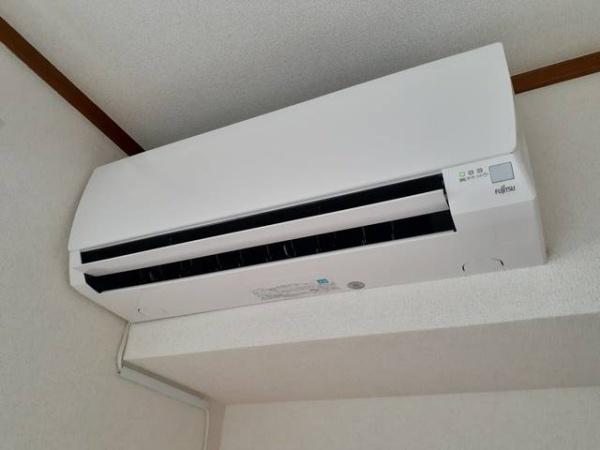 笛吹市石和町東油川のアパート