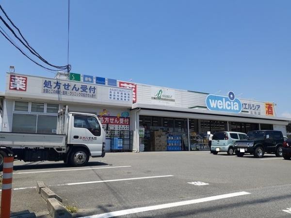 笛吹市石和町東油川のアパート