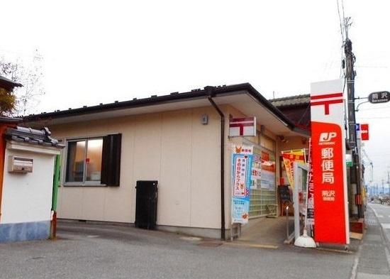 南アルプス市荊沢のアパート