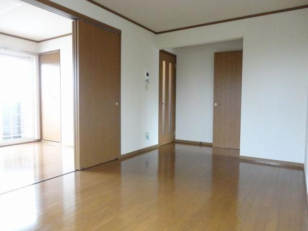 南アルプス市加賀美のアパート