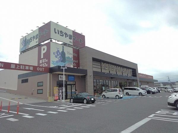 中巨摩郡昭和町西条新田のアパート