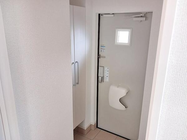甲府市下小河原町のアパート
