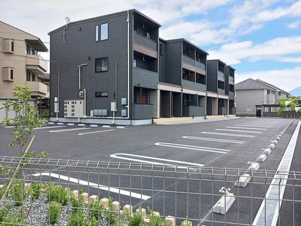 甲府市下小河原町のアパート