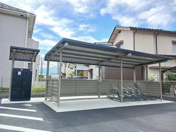 甲府市下小河原町のアパート