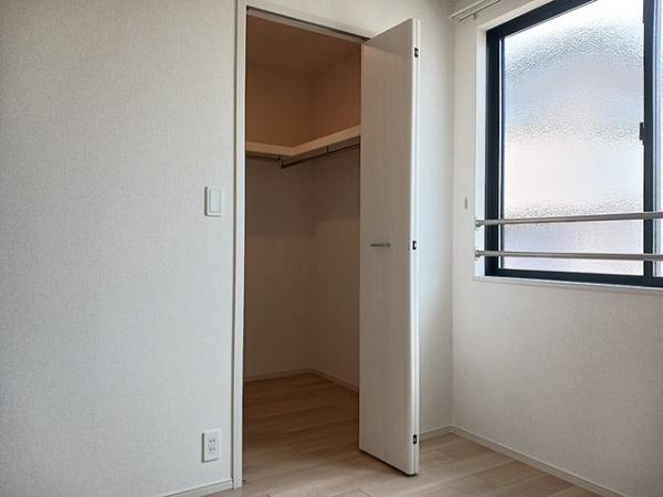 甲府市下小河原町のアパート