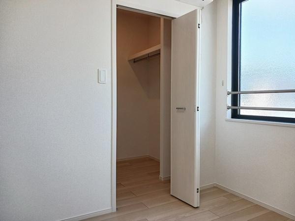 甲府市下小河原町のアパート