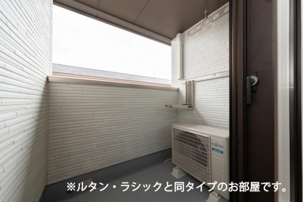 中巨摩郡昭和町河西のアパート
