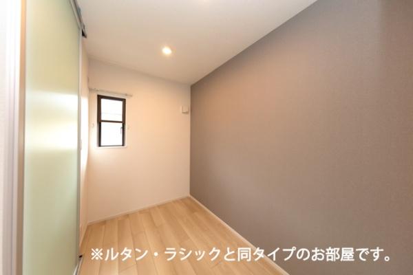 中巨摩郡昭和町河西のアパート