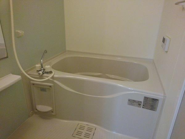 甲府市蓬沢１丁目のアパート
