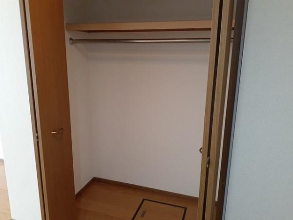 甲府市住吉４丁目のアパート