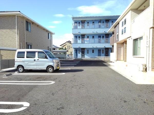 中巨摩郡昭和町紙漉阿原のアパート