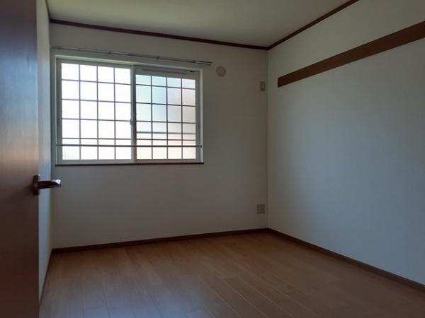 甲斐市竜王新町のアパート