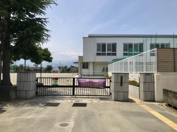 甲府市金竹町のアパート(甲府市立池田小学校)
