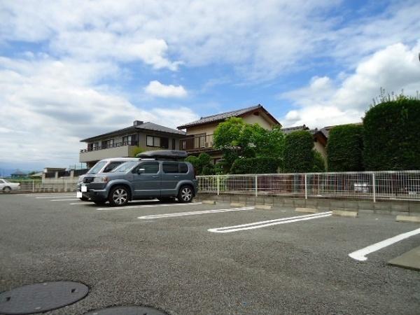 甲府市国玉町のアパート