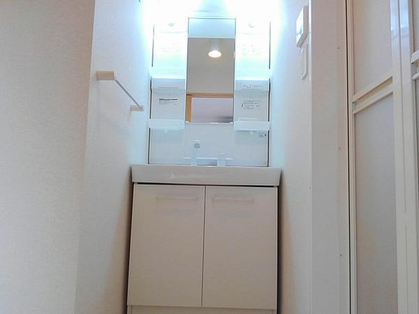 甲府市下今井町のアパート