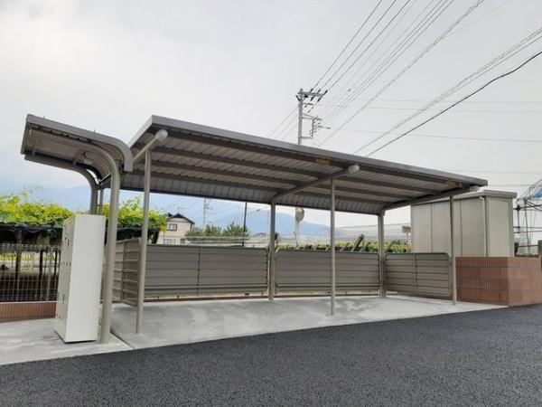 南アルプス市在家塚のアパート