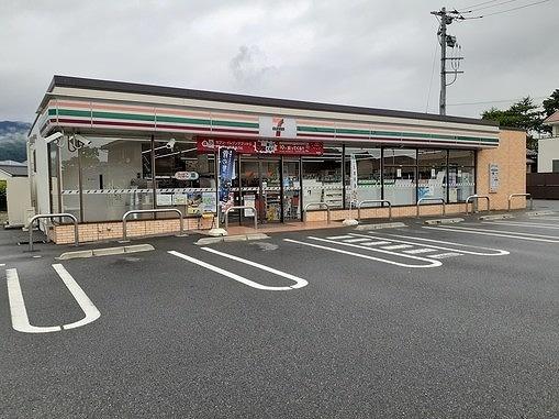 南アルプス市在家塚のアパート