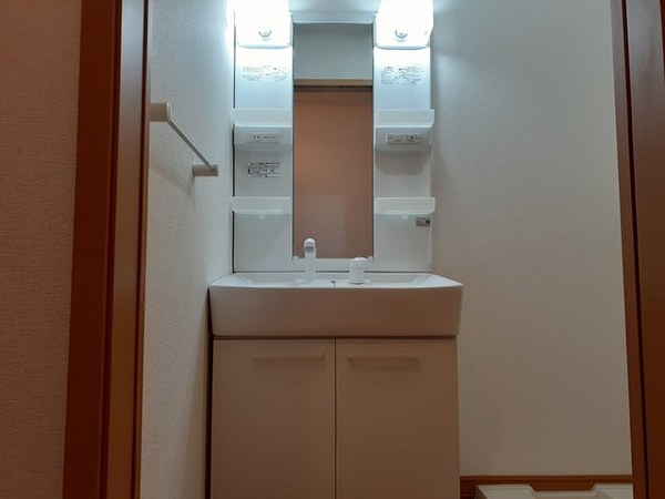 甲斐市富竹新田のアパート