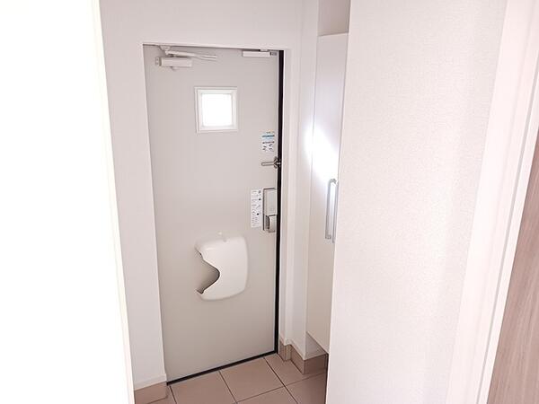 甲府市下小河原町のアパート