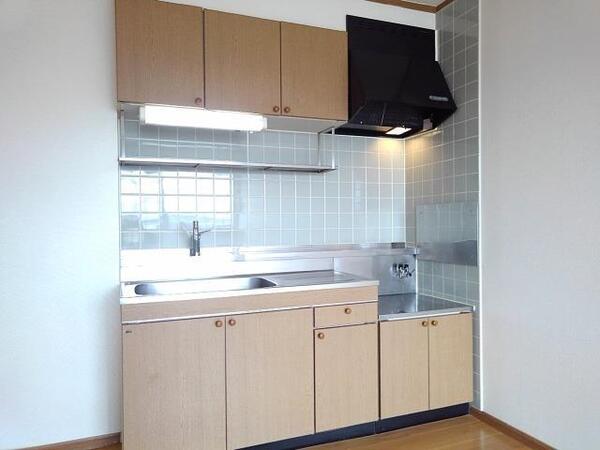 甲斐市島上条のアパート
