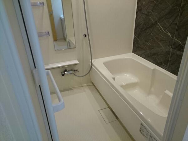 甲府市宝１丁目のアパート