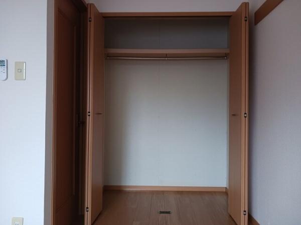 中巨摩郡昭和町西条のアパート