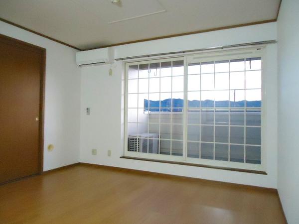 甲府市大里町のアパート
