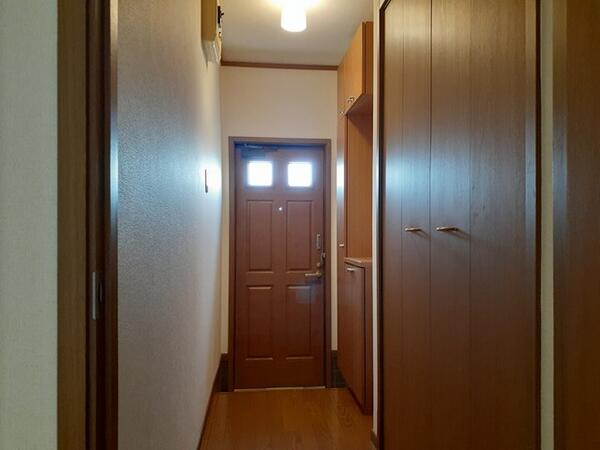 甲府市古府中町のアパート