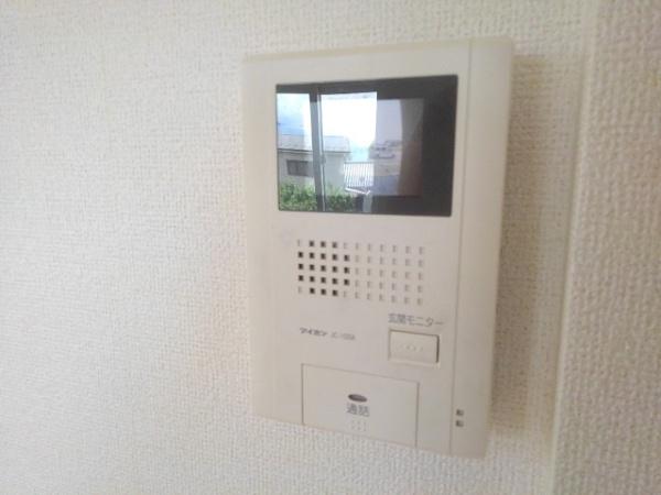 南アルプス市西野のアパート