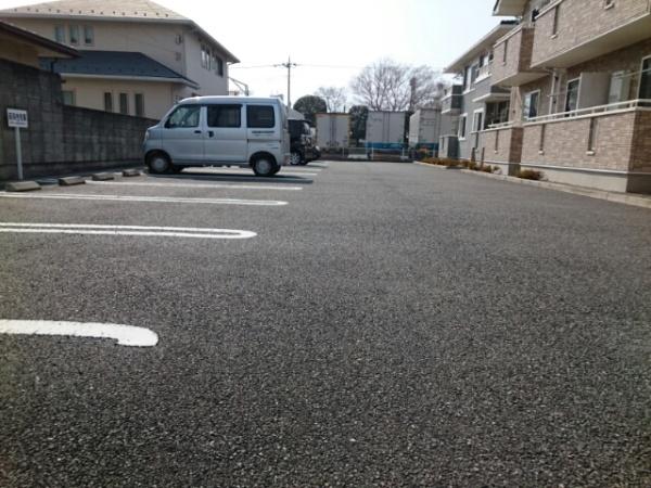 中巨摩郡昭和町築地新居のアパート