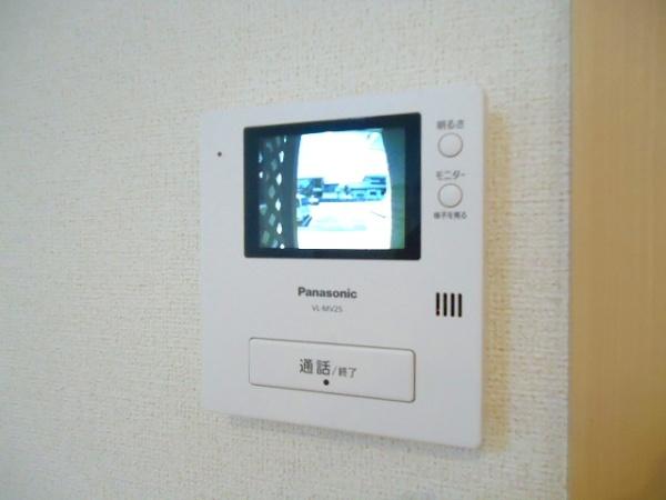 甲府市里吉３丁目のアパート