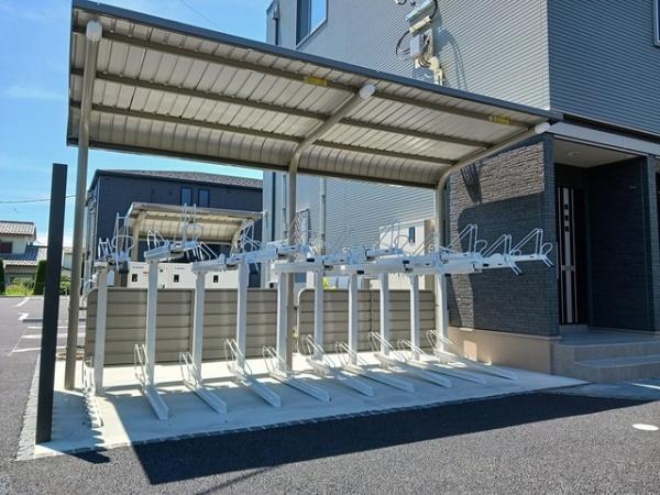 甲斐市西八幡のアパート