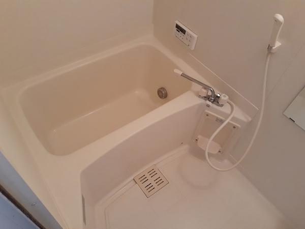 甲斐市篠原のアパート